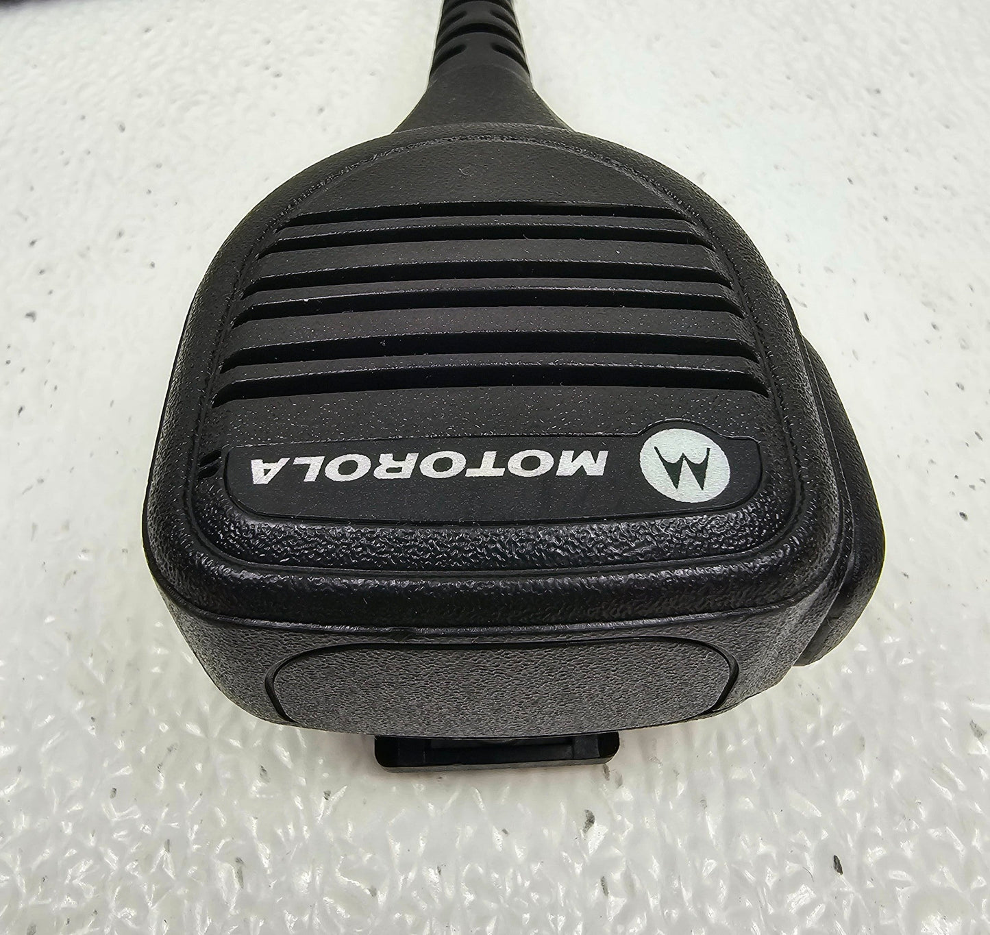 Motorola PMMN4021A Remote Speaker Microphone with 3.5mm Audio Jack HT750,1250