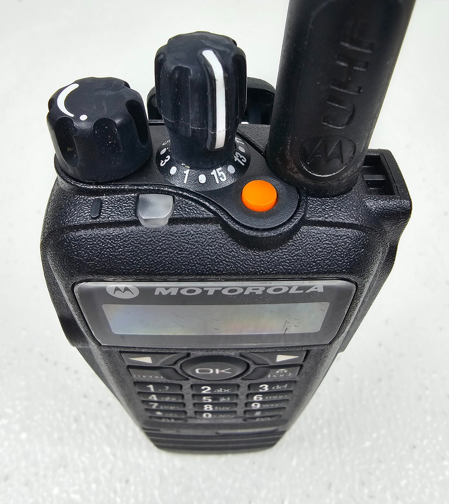 Motorola TRBO XPR6500 XPR 6500 UHF 403-470 MHz 1000 Channel 4 Watt Complete Kit