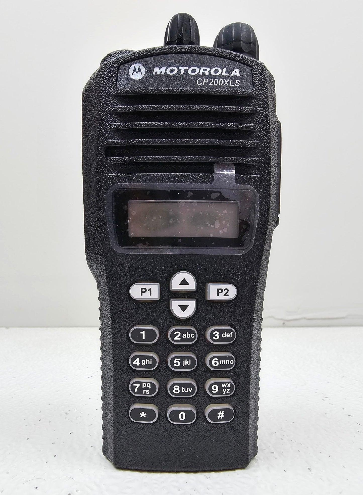 NEW Motorola CP200 XLS UHF 438-470 MHz 128 Channel 4 Watt FKP (Complete Kit)