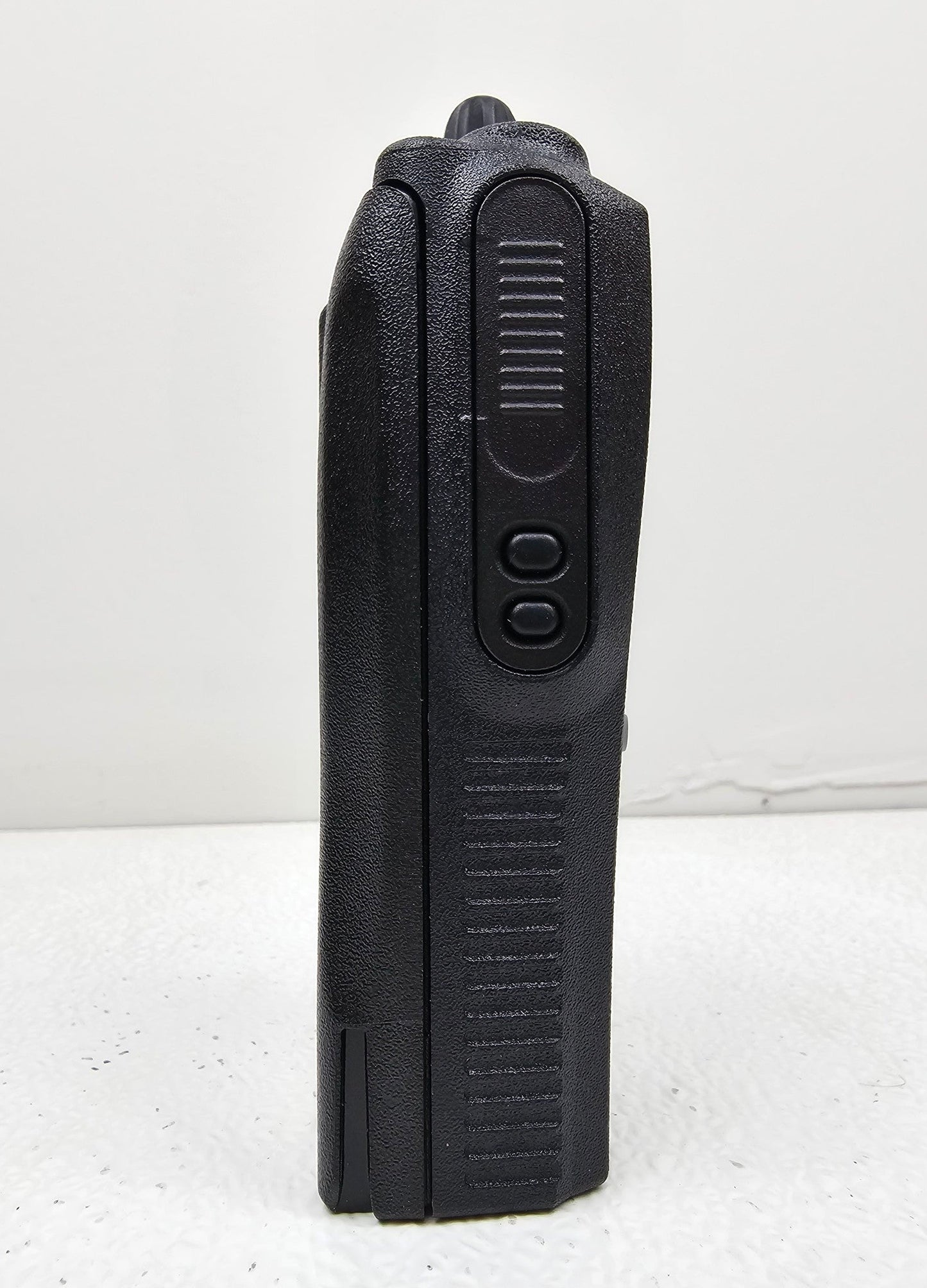 NEW Motorola CP200 XLS CP200XLS UHF 438-470 MHz 128 Channel 4 Watt