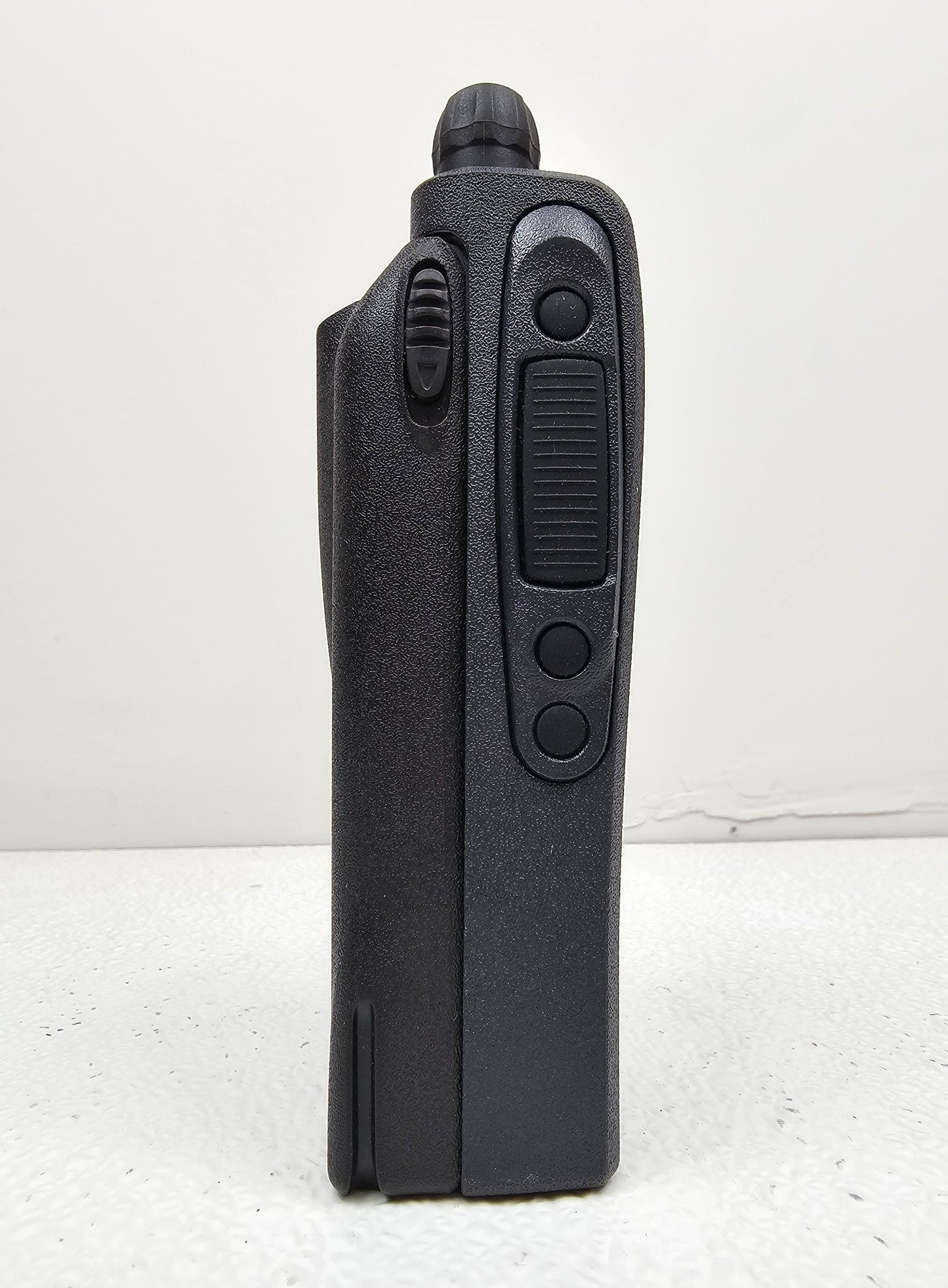NEW Motorola PR860 VHF 136-174 MHz 16 Channel 5 Watt Portable Radio