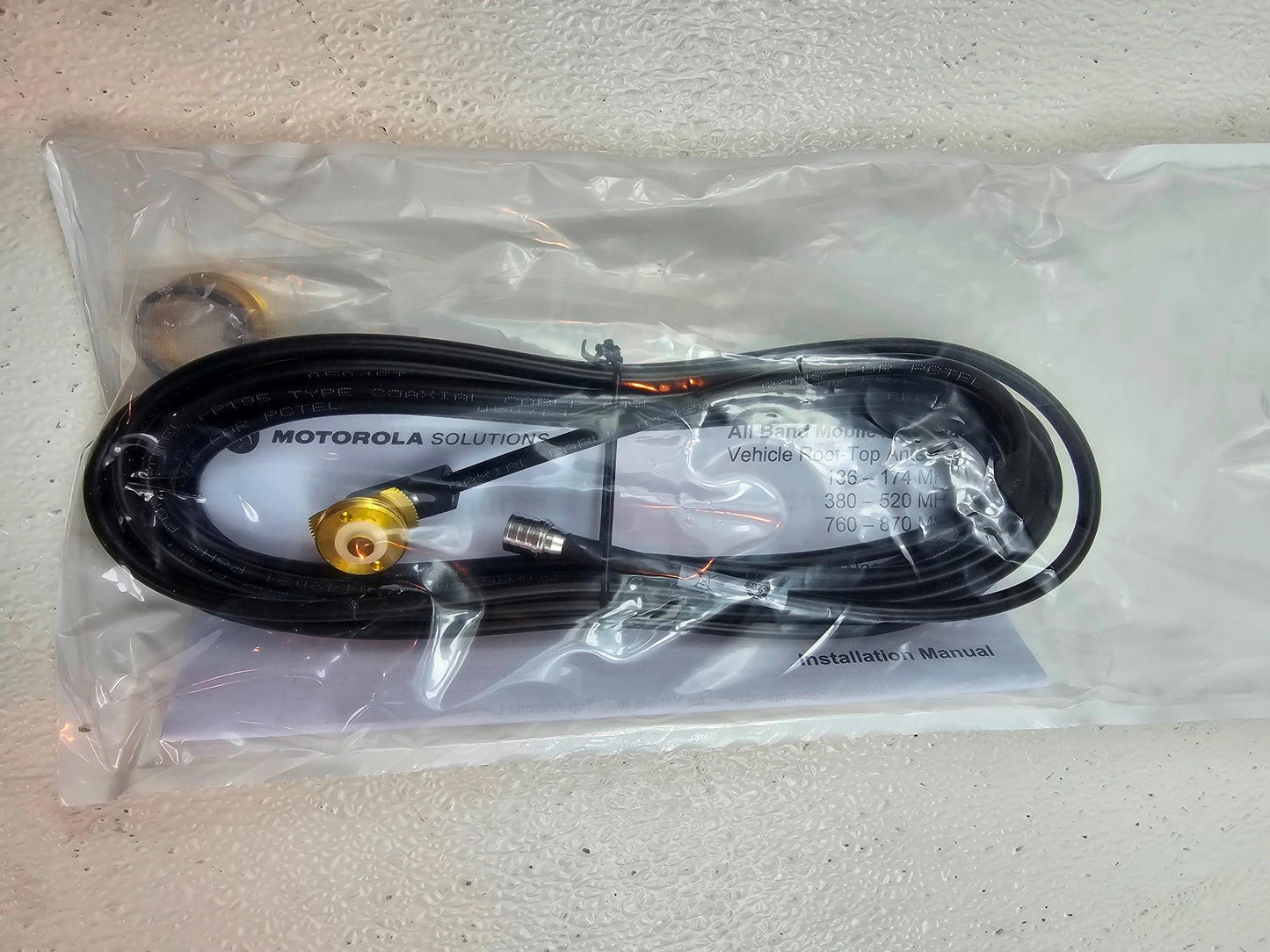 Motorola AN000131A01 All-Band VHF, UHF, 700/800 MHz Mobile Antenna Kit -APX 6500