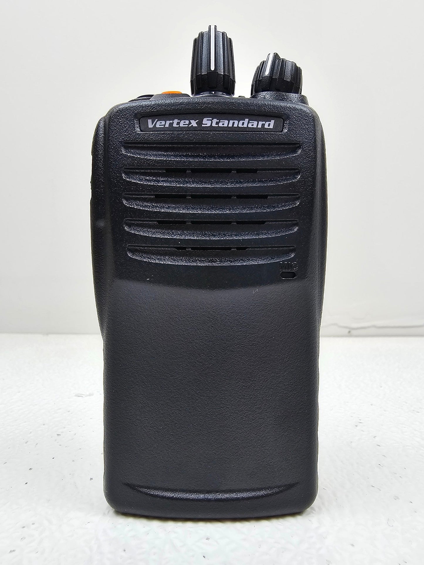 NEW Vertex VX451 VX-451-G6-5 UHF 403-470 MHz 32 Channel 5 Watt (Complete Kit)