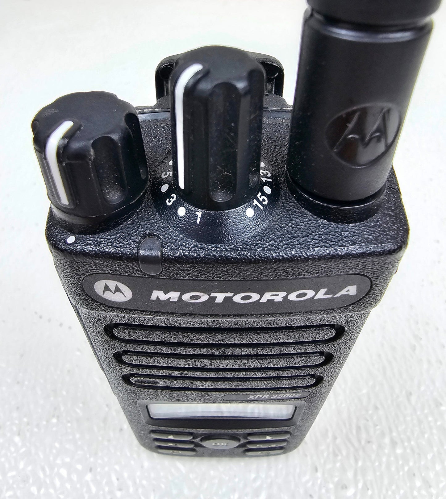 Motorola TRBO XPR3500e UHF 403-512 MHz 128 Channel 4W Digital Radio