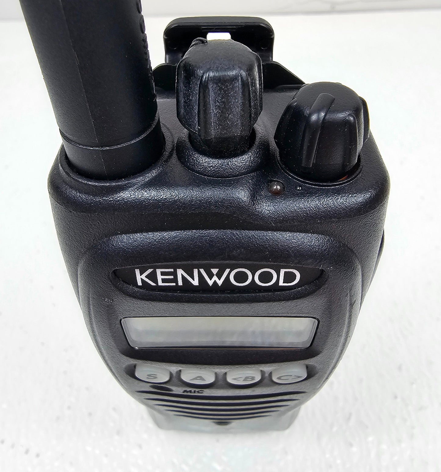 Kenwood TK-2212L TK2212L VHF 136-174 MHz 128 Channel 5 Watt Portable Radio