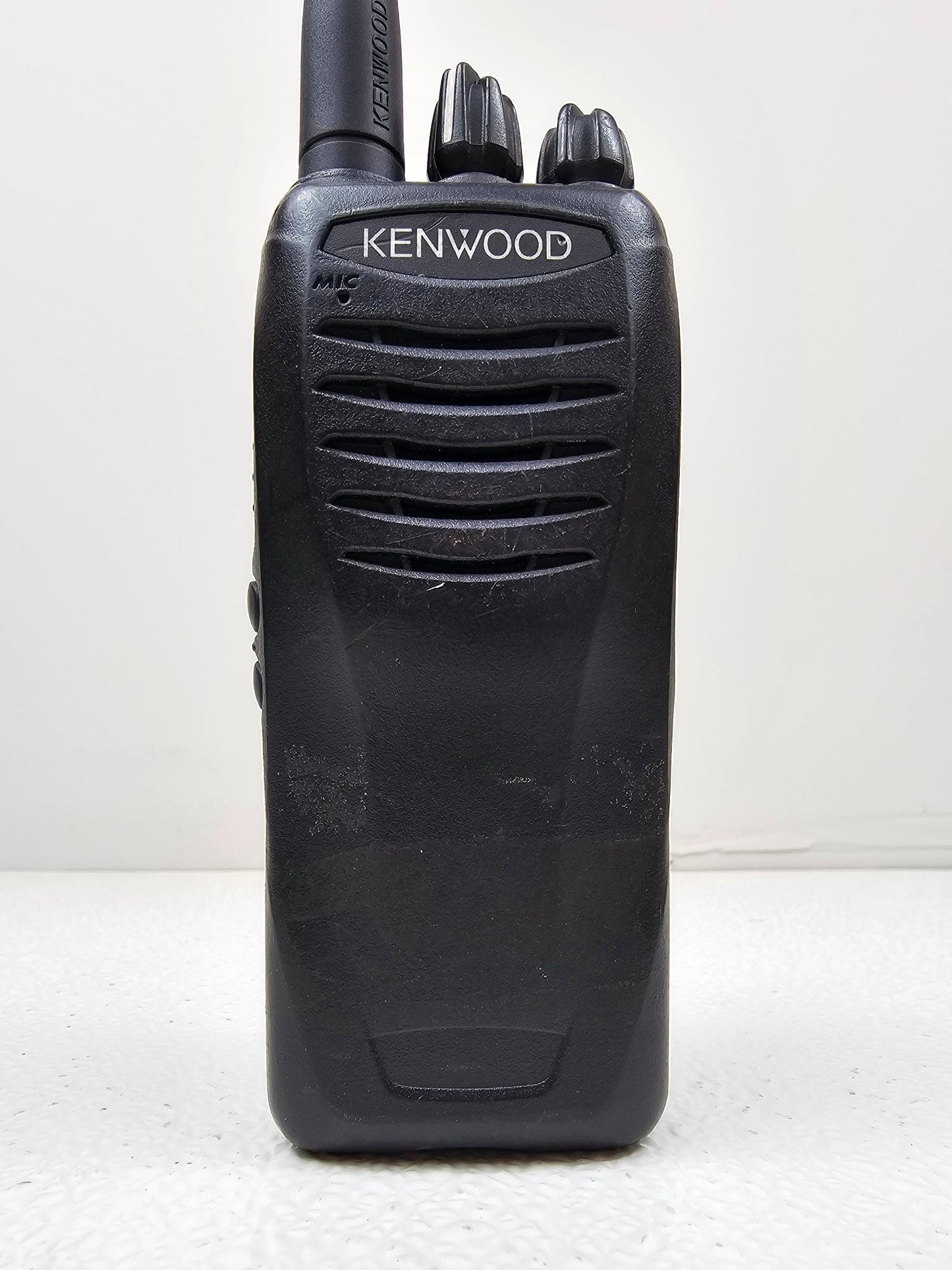 Kenwood TK-2400K TK2400K VHF 136-174 MHz 4 Channel 2 Watt (Complete Kit)