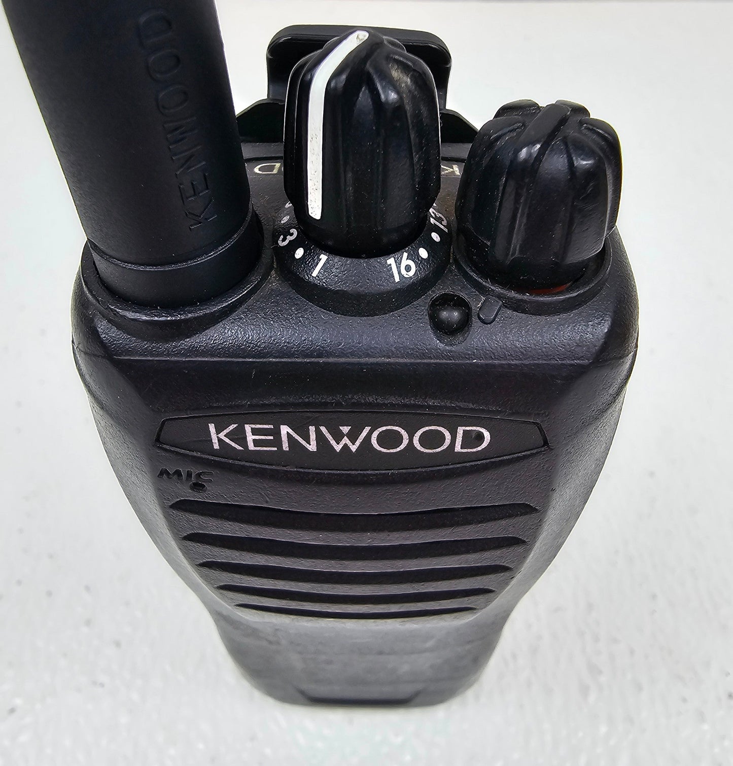 Kenwood TK-2400K TK2400K VHF 136-174 MHz 4 Channel 2 Watt (Complete Kit)