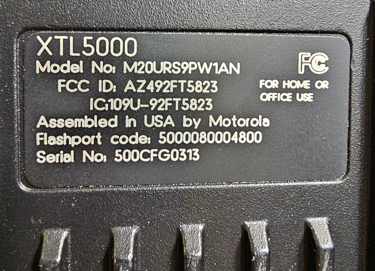 Motorola XTL5000 800MHz Mobile Radio (35W) Dash Mount