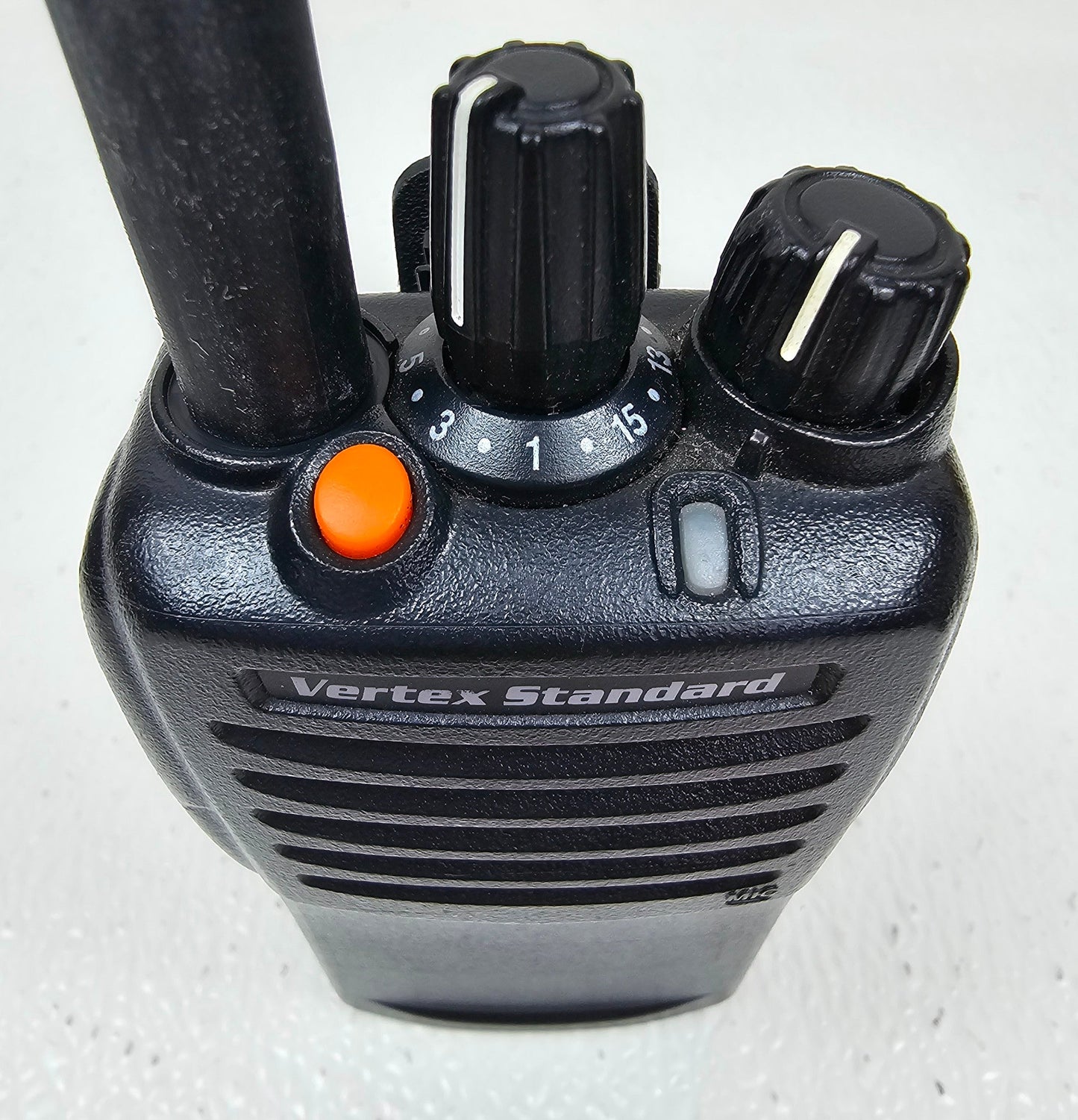 Vertex VX451 VX-451-D0-5 VHF 134-174 MHz 32 Channel 5 Watt (Complete Kit)