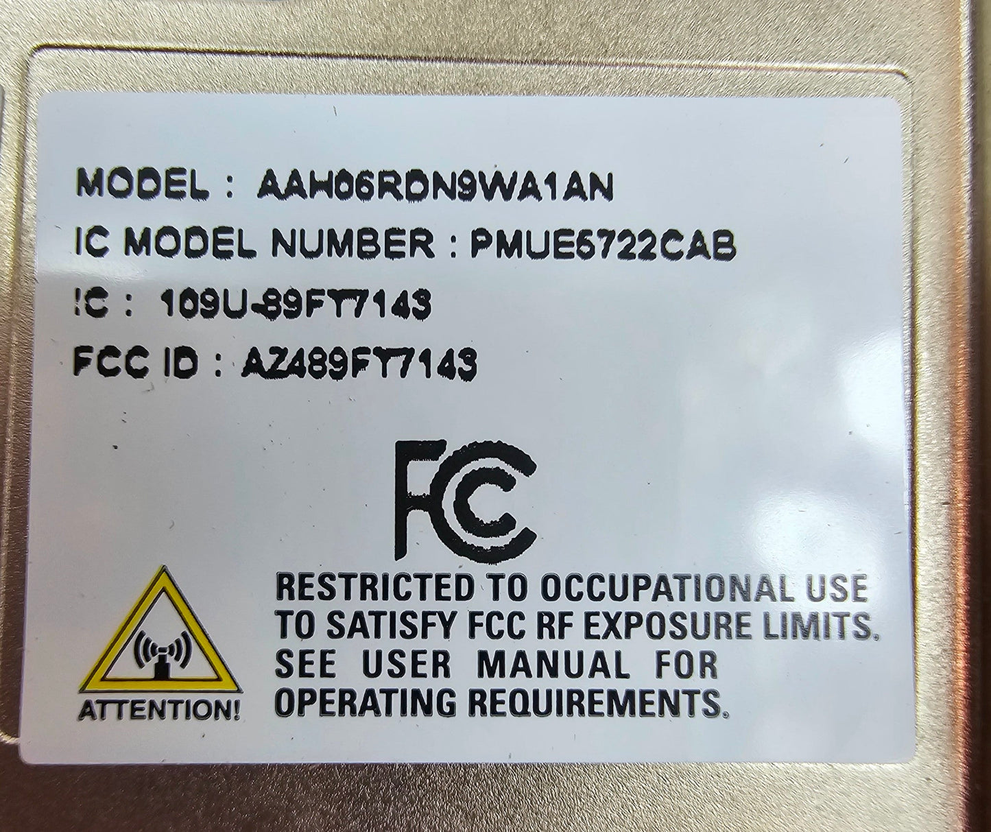 (NEW) Motorola TRBO R7 UHF 403-512 MHz 1000 Channel 4 Watt (Digital/Analog) IS