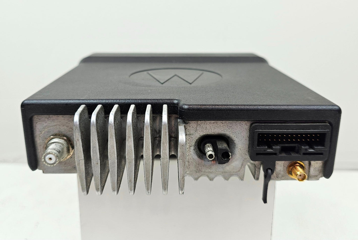 Motorola TRBO XPR5580e XPR 5580e 806-941 MHz 1000ch 35 Watt (Enabled)
