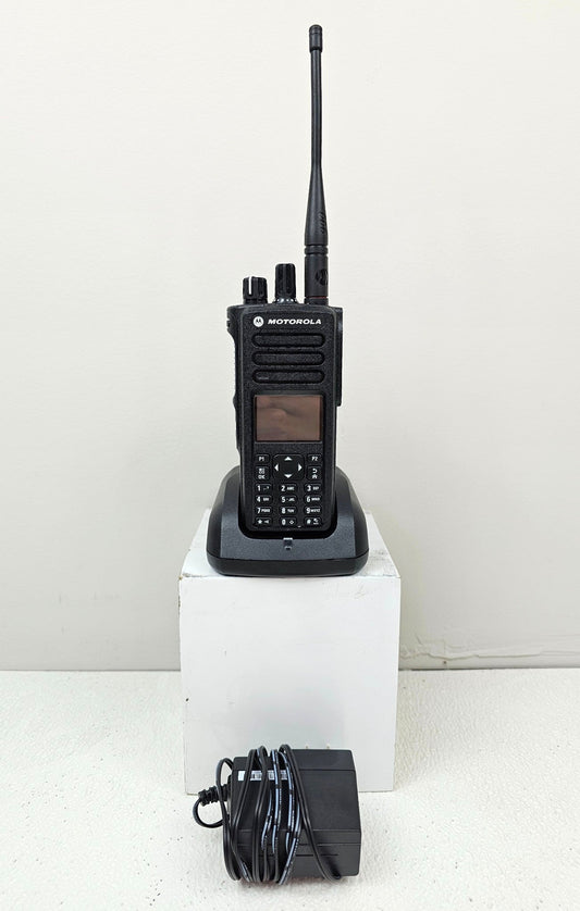 Motorola MOTOTRBO XPR7580e w/ 900MHz Antenna TRBO 2.5W 1000Ch (Enabled)