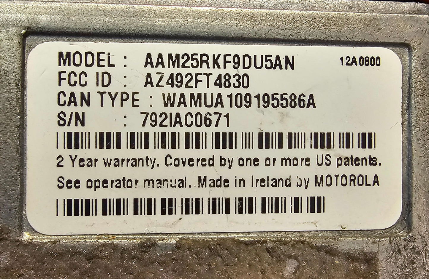 Motorola CDM1550 LS UHF 403-470 MHz 40 Watt 16 Channel (Complete Kit)