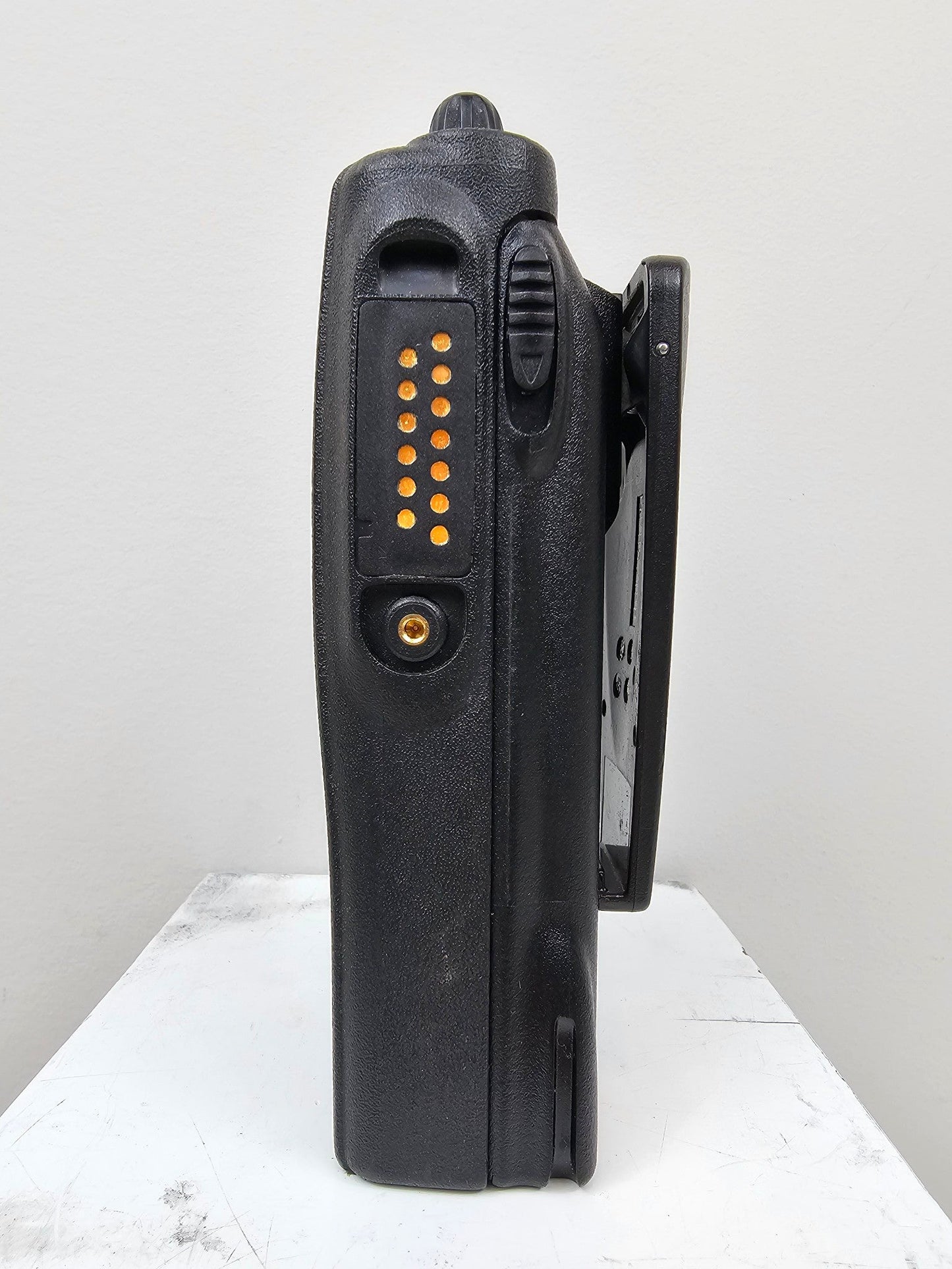 Motorola HT750 HT 750 VHF LOWBAND 36-50 MHz 16 Channel 6 Watt (Complete Kit)