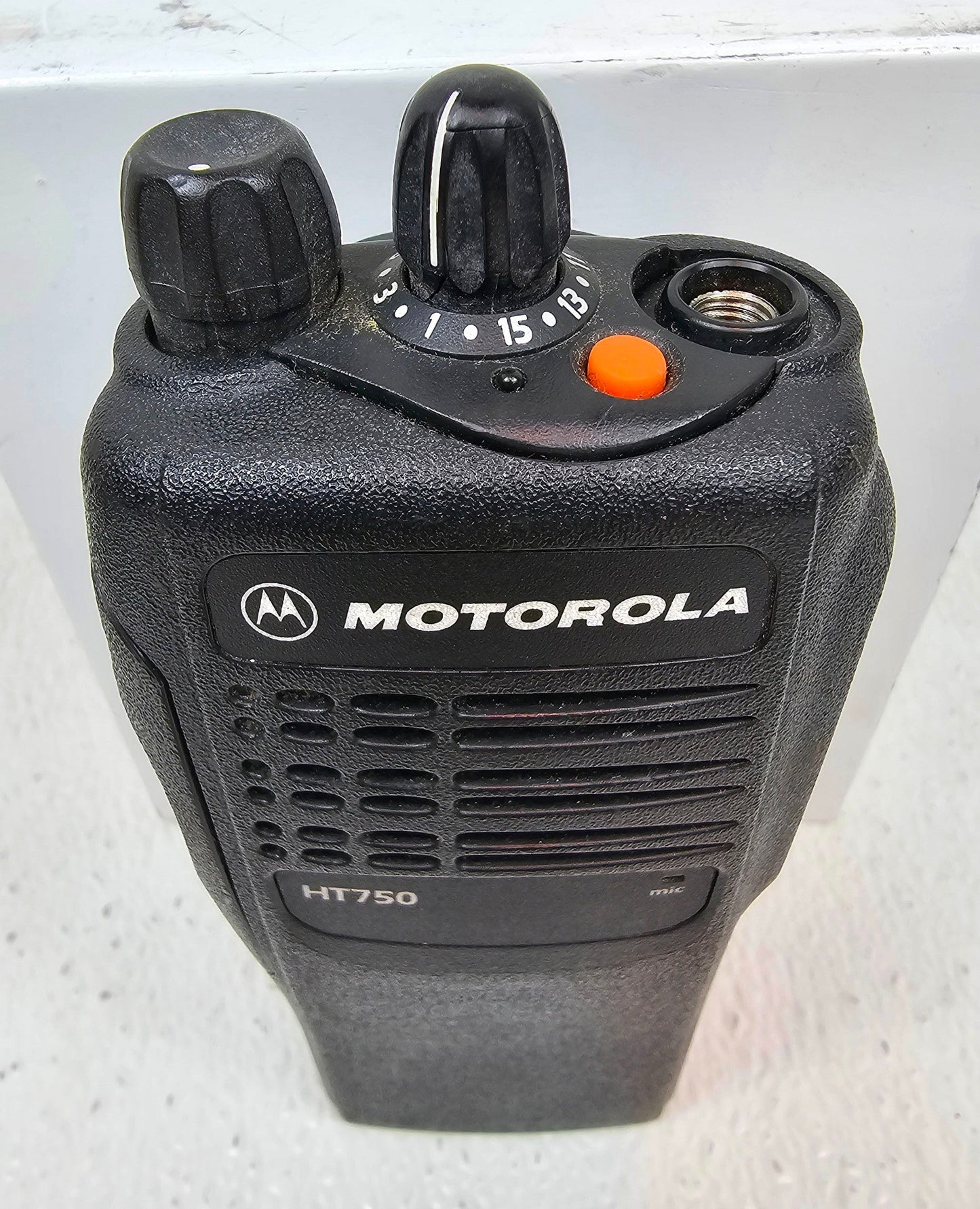 Motorola HT750 HT 750 VHF LOWBAND 36-50 MHz 16 Channel 6 Watt (Complete Kit)