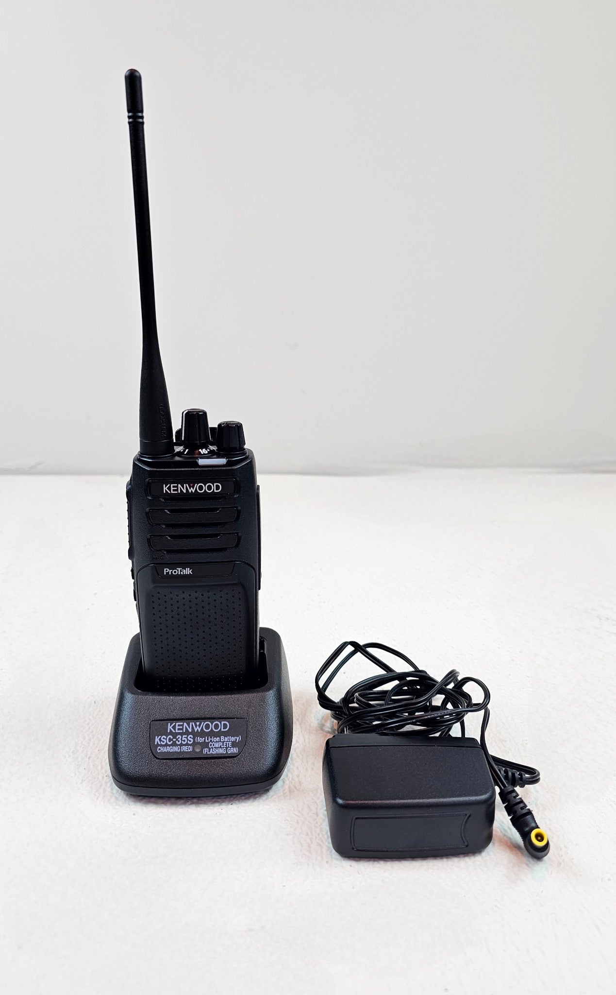(Open Box) Kenwood NX-P1302AU-K UHF Portable Two-Way Radio