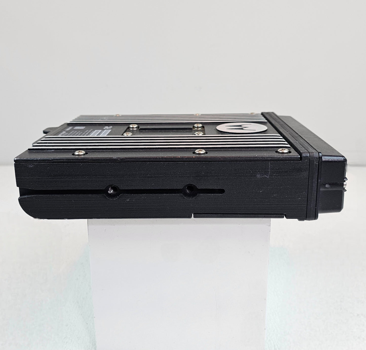 Motorola APX7500 7/800 MHz UHF R2 (M30TSS9PW1AN) Remote Mount Configuration