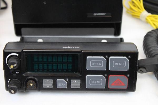 Harris M/A-Com M7100IP 800MHz Mobile Radio (EDACS/P25)