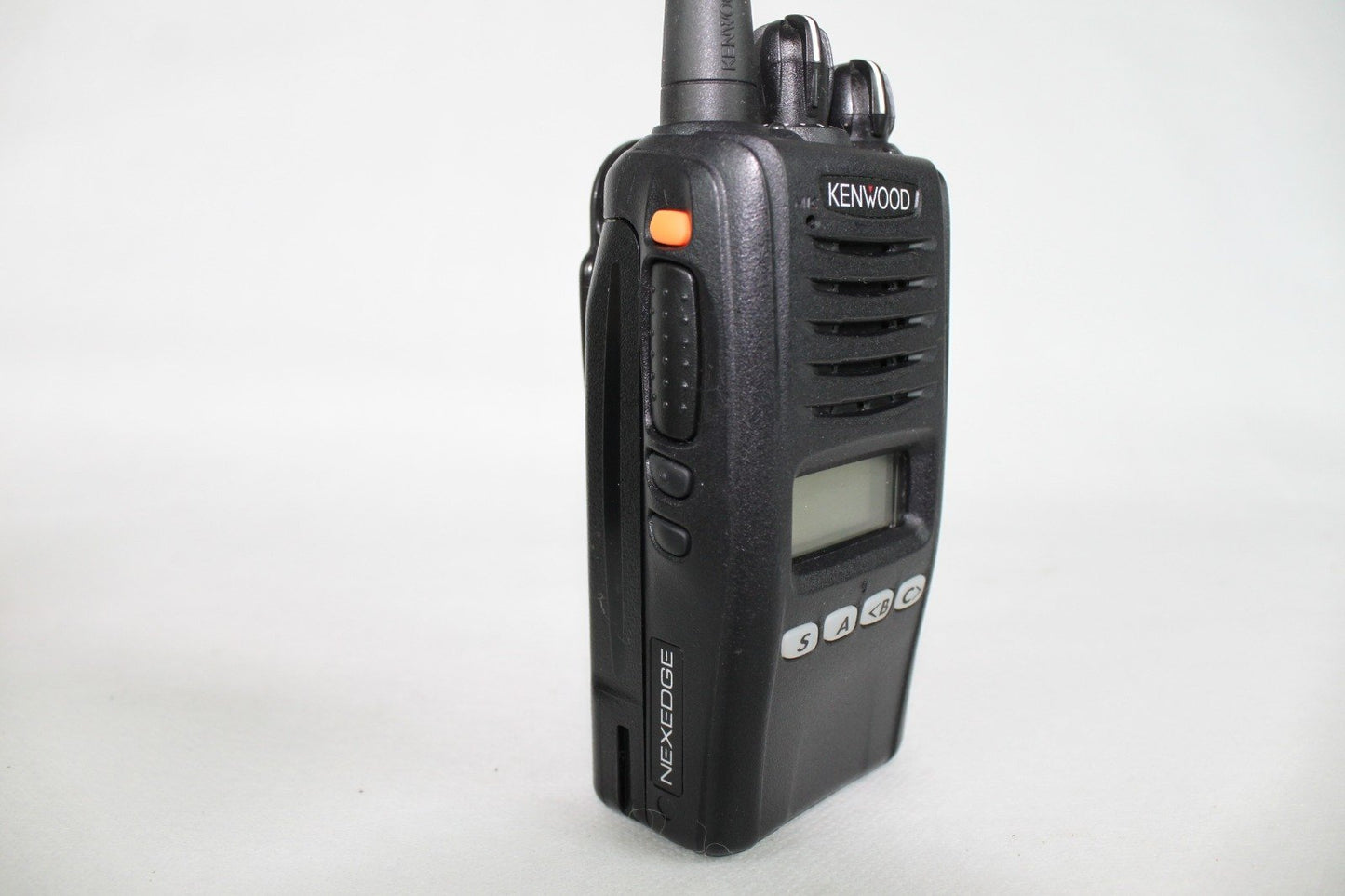 Kenwood Nexedge NX-320 K2 UHF (450-520MHz) Portable Radio