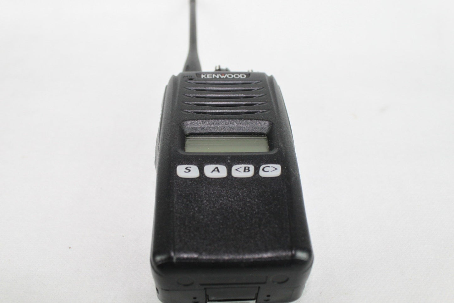 Kenwood Nexedge NX-320-K5 UHF (400-470MHz) Portable Radio