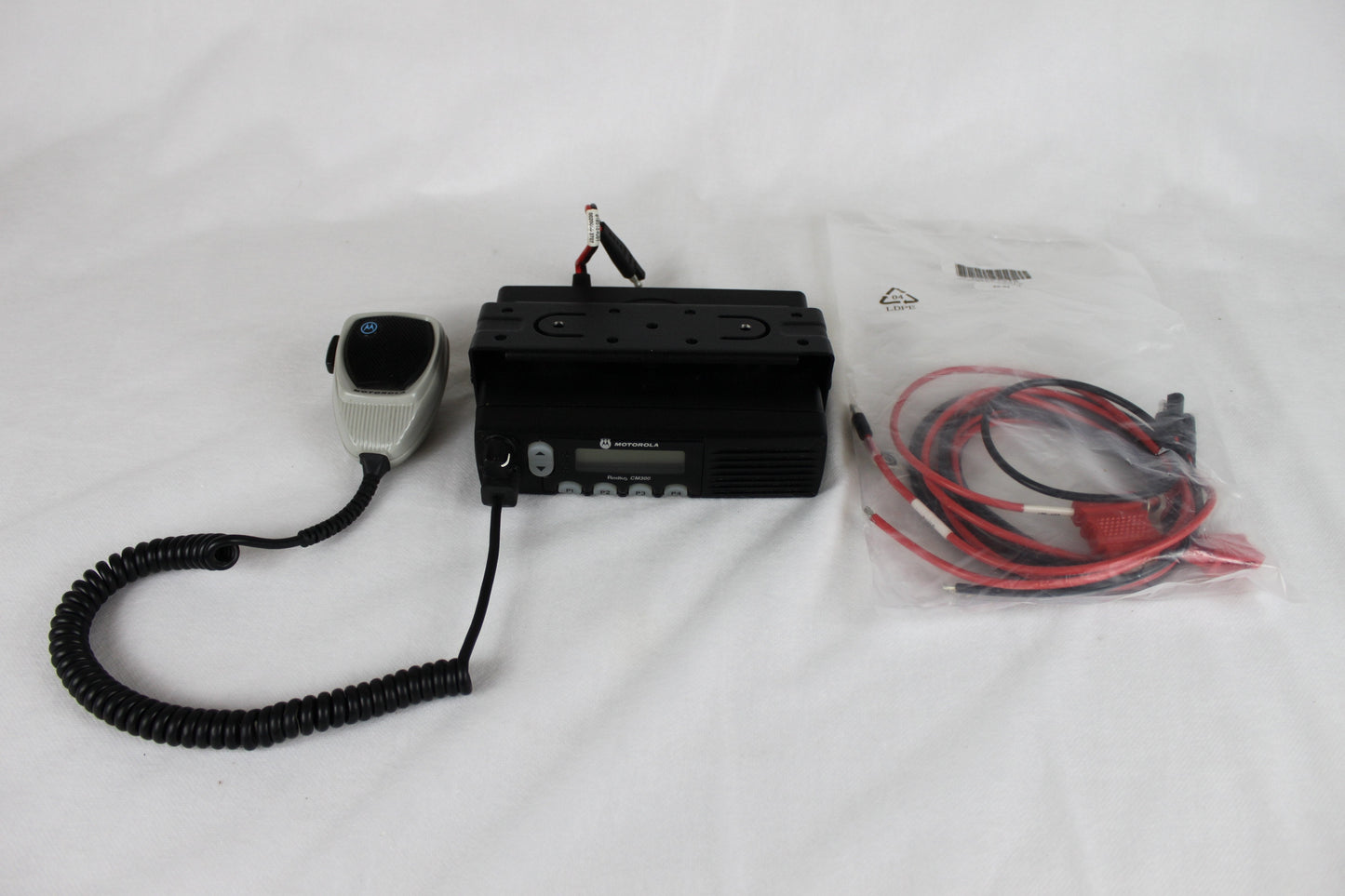 Motorola CM300 UHF (438-470MHz) Mobile Radio (40W)