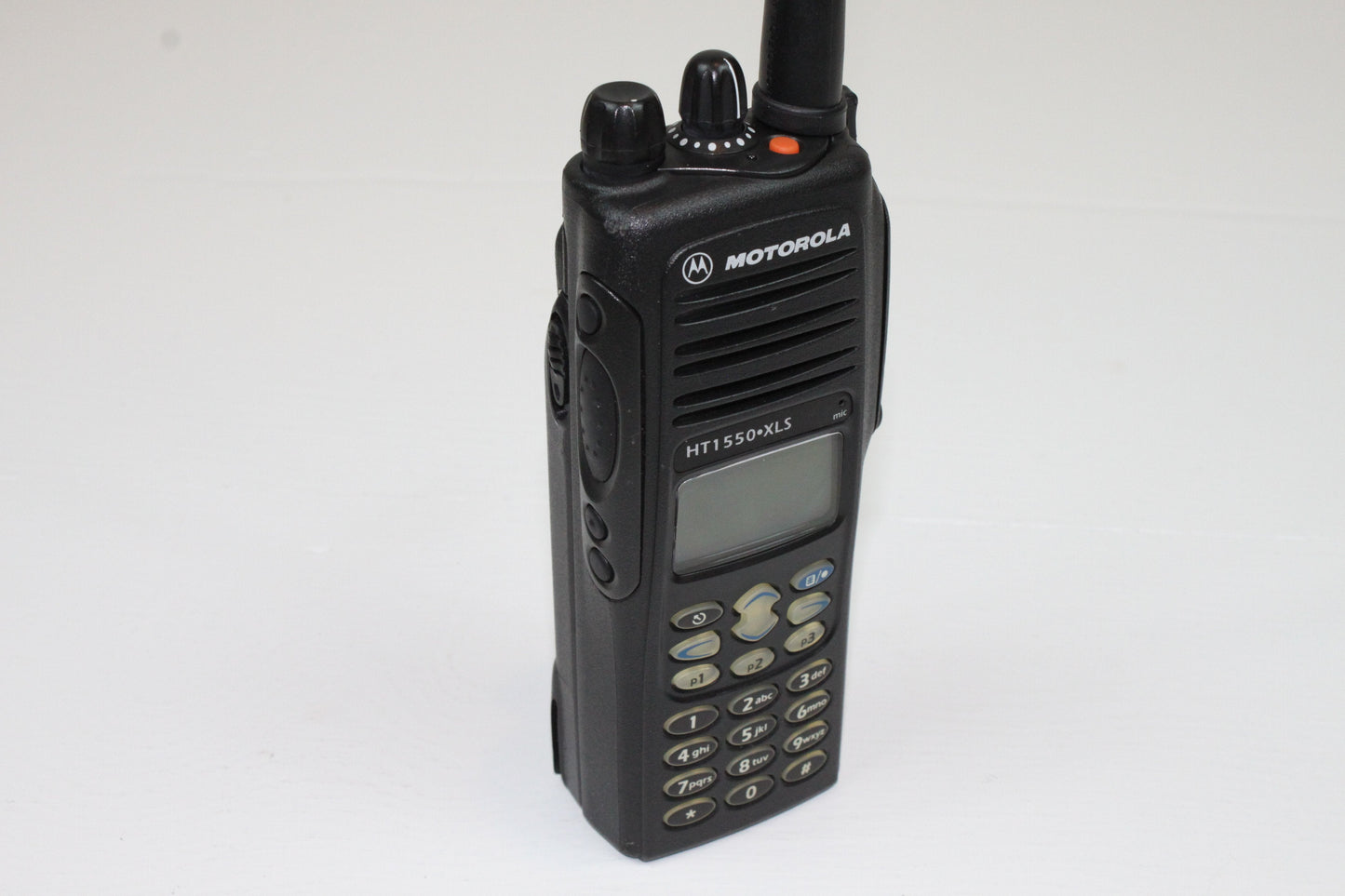 Motorola HT1550 XLS UHF (403-470MHz) Portable Radio