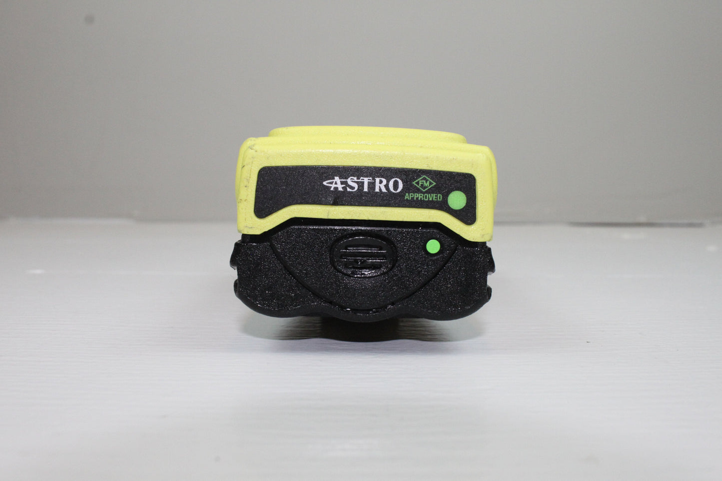 Motorola XTS5000R IS/FM Model 2 800MHz 1000 Ch 3W RUGGED Portable Radio