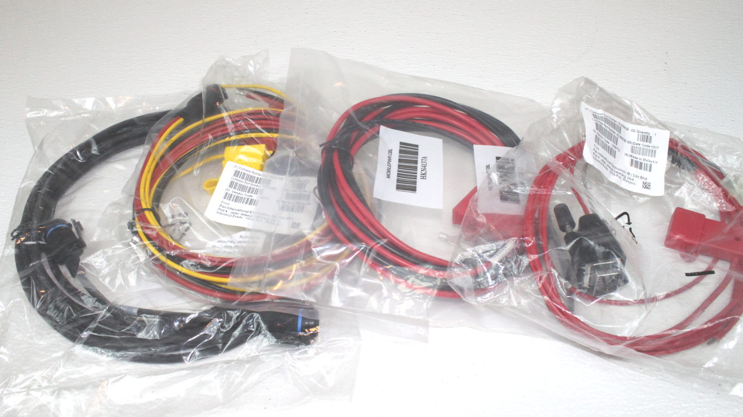 Motorola XTL2500 UHF (380-470MHz) Mobile Radio (40W) - Remote Mount