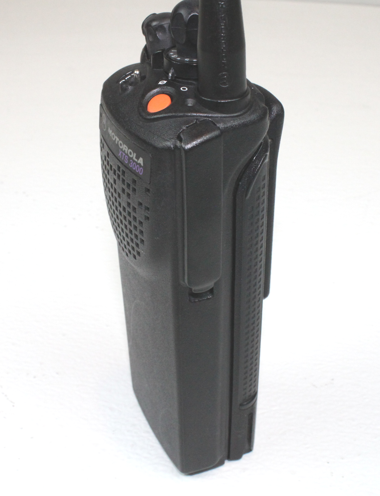 Motorola XTS3000 Model 1 800MHz Portable Radio