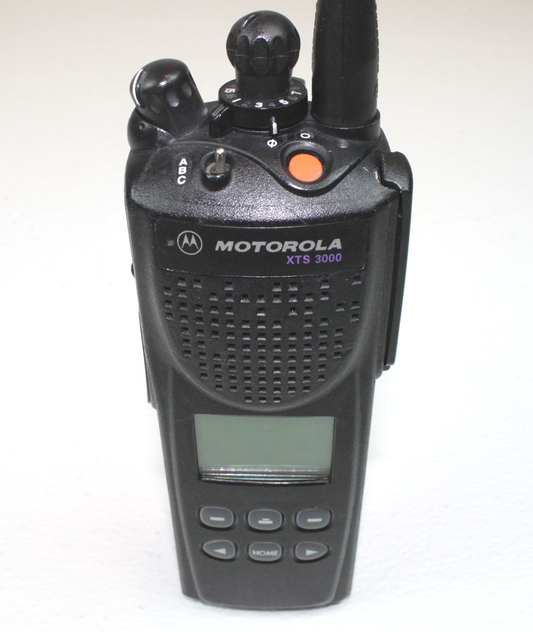 Motorola XTS3000 Model 2 800MHz Portable Radio