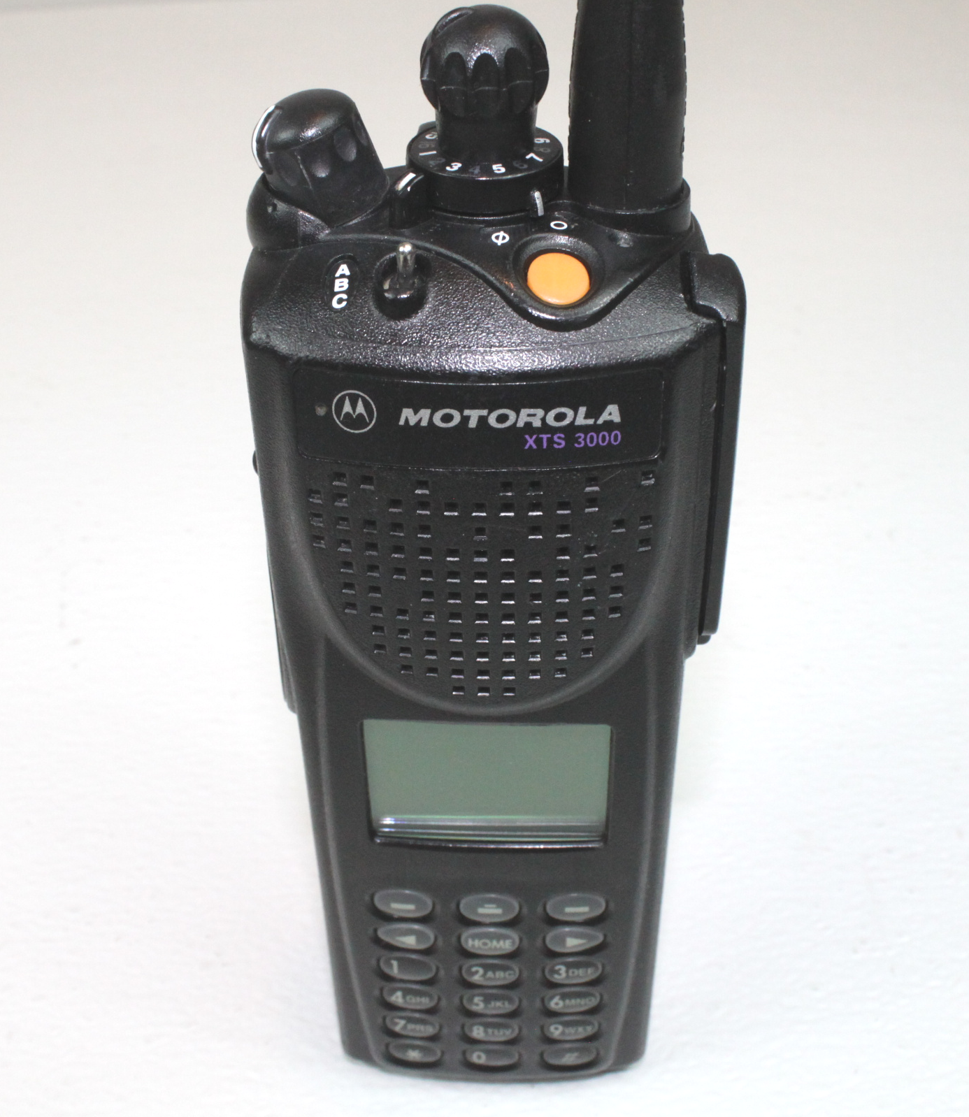 Motorola XTS3000 Model 3 800MHz Portable Radio
