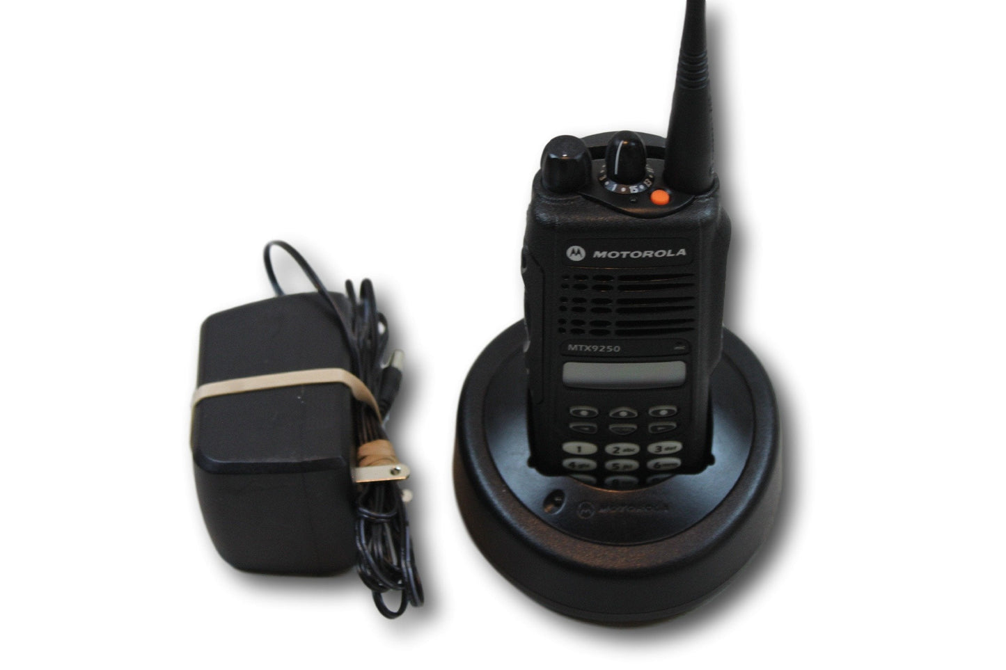 Motorola MTX9250 900MHz Portable Radio (Privacy Plus) FM / Intrinsically Safe