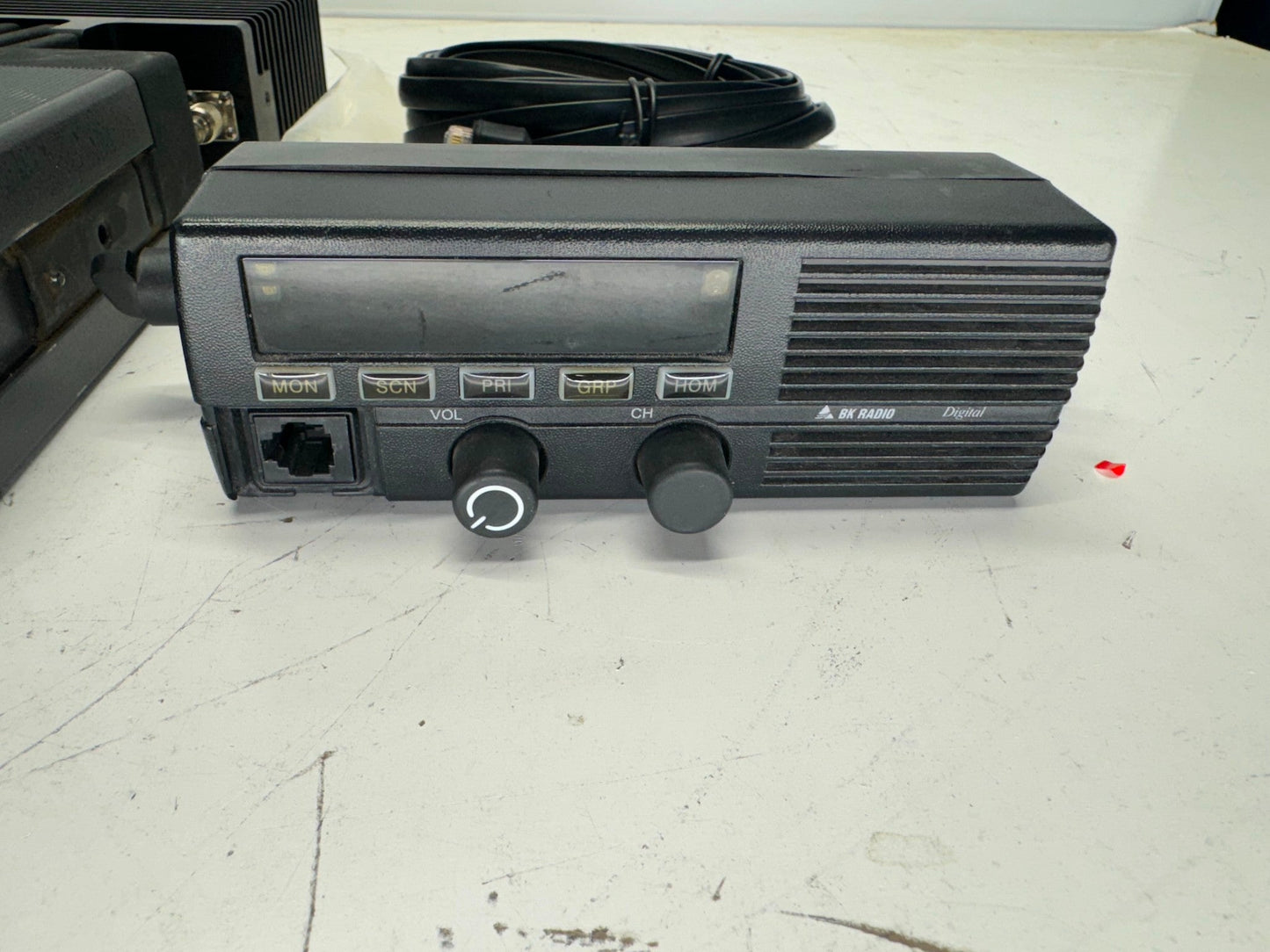 Bendix King Relm DMH5992R VHF 110 watt P25 Remote Mount Radio