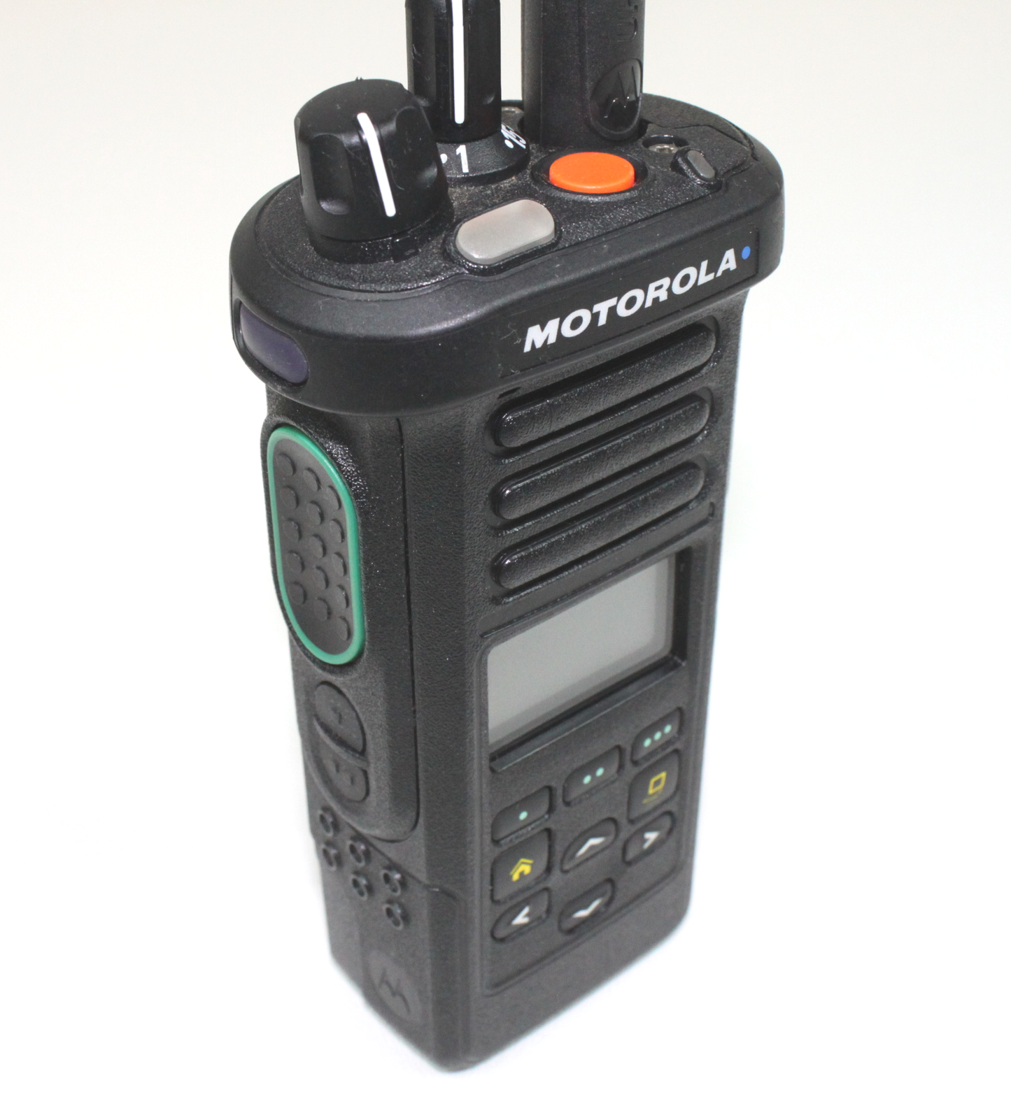 Motorola APX 4000 - 900 MHz (896-940) MHz Model 2 512 ch 5W (Dual Knob)