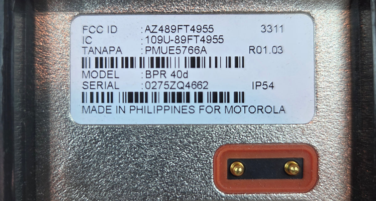 Motorola Portable BPR40D UHF 403-470 Mhz 16ch 4W