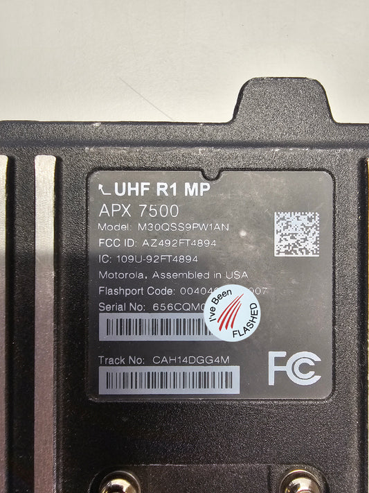 Motorola Mobile APX7500 UHF R1 380-470 Mhz 2000ch 40W