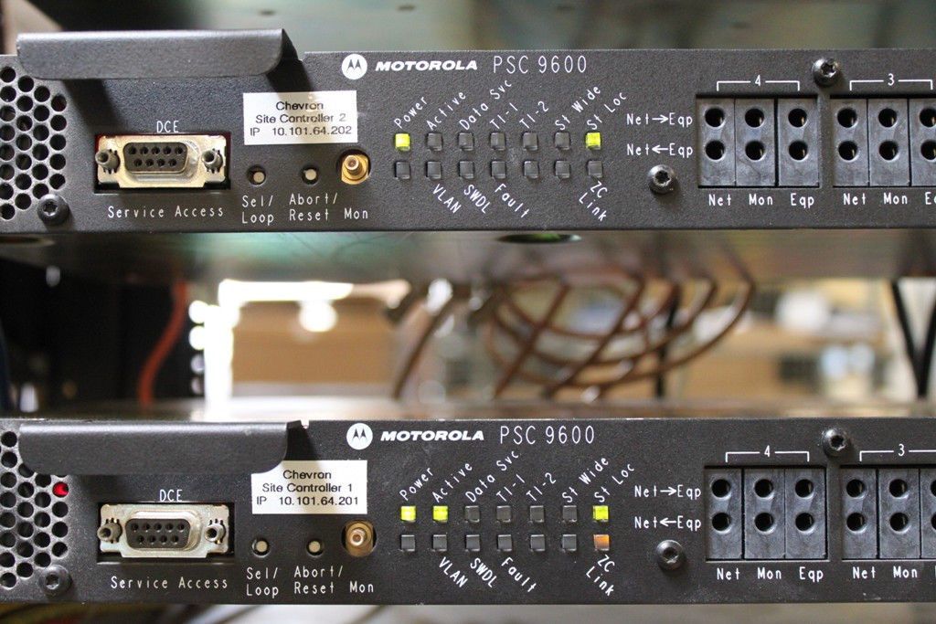 Motorola STR3000 700MHz Trunking System (P25)