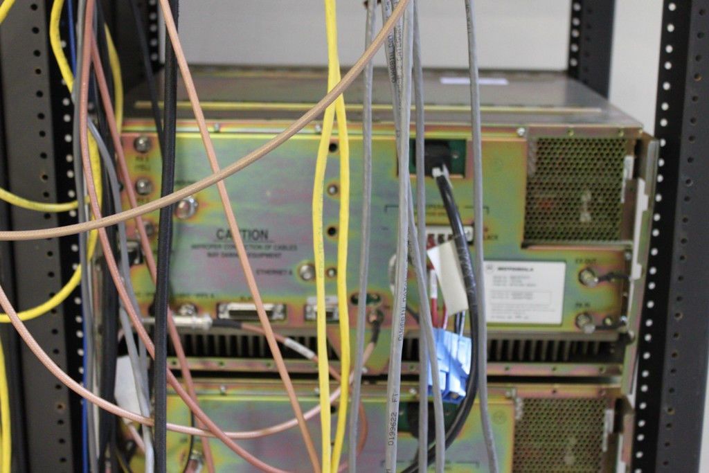Motorola STR3000 700MHz Trunking System (P25)