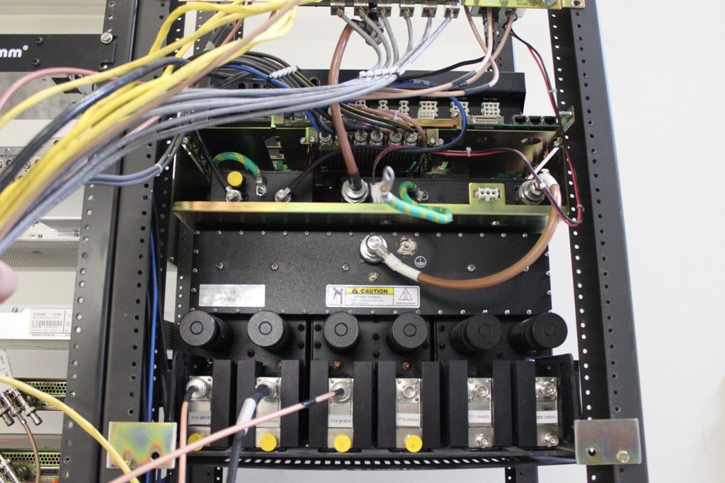 Motorola STR3000 700MHz Trunking System (P25)