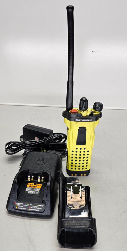 Motorola Portable APX7000XE VHF 700/800 1200ch 5W M1.5