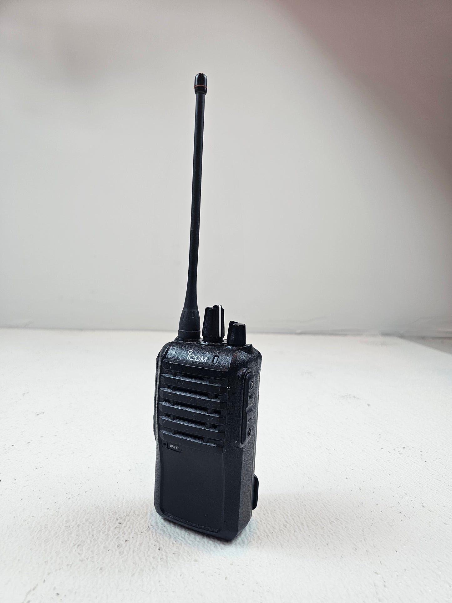 Icom IC-F3001 VHF 136-174 Mhz HAM