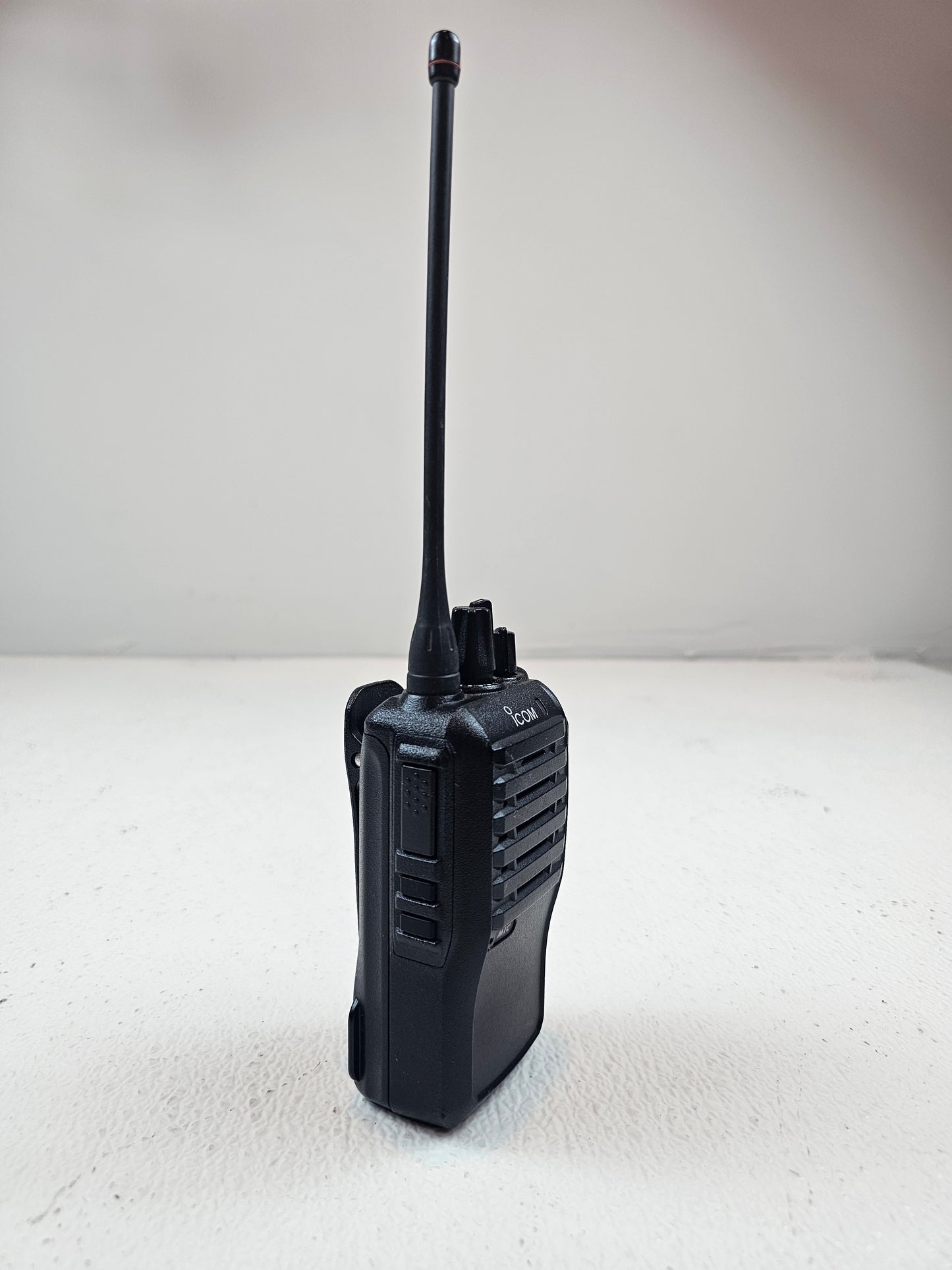 Icom IC-F3001 VHF 136-174 Mhz HAM