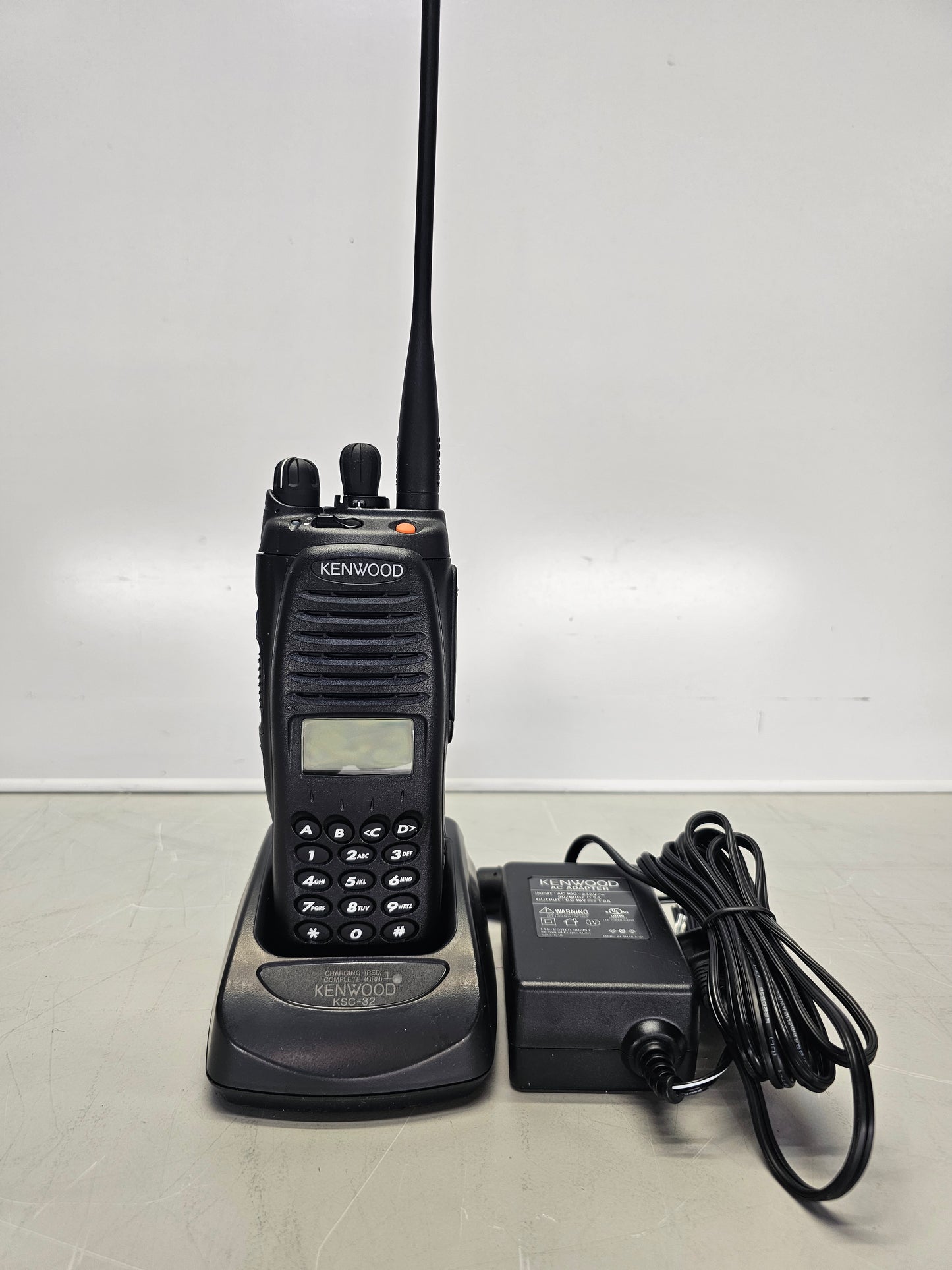 Kenwood Portable TK-5410 700/800 763-870 Mhz 1024ch 3W (FKP)