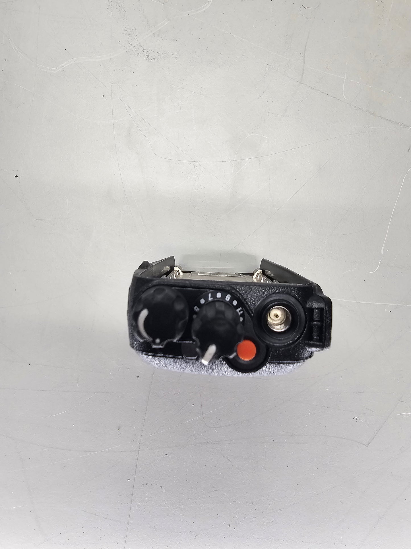 Motorola XPR6580 800/900 1000ch 2.5W - FM (IS Rated) Radio and Antenna Only