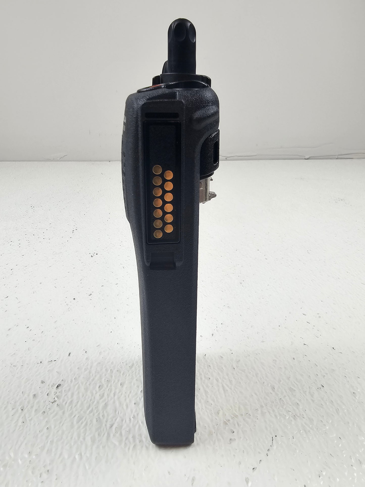 Motorola Portable PR1500 VHF 136-174 Mhz 32ch 5W