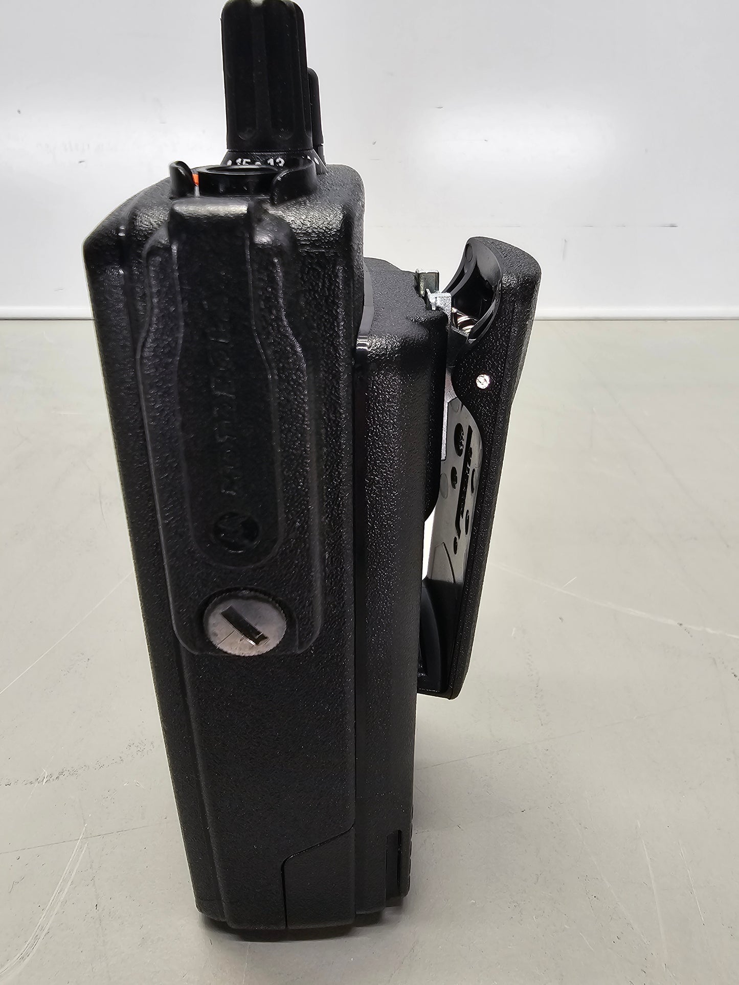 Motorola Portable APX900 7/800 764-870 Mhz 512ch 3W