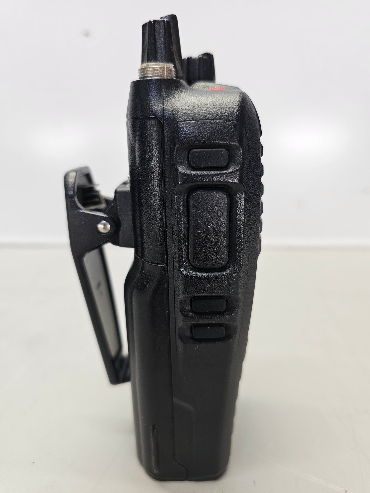 Icom Portable IC-F4261DT UHF 450-512 Mhz 512ch 5W