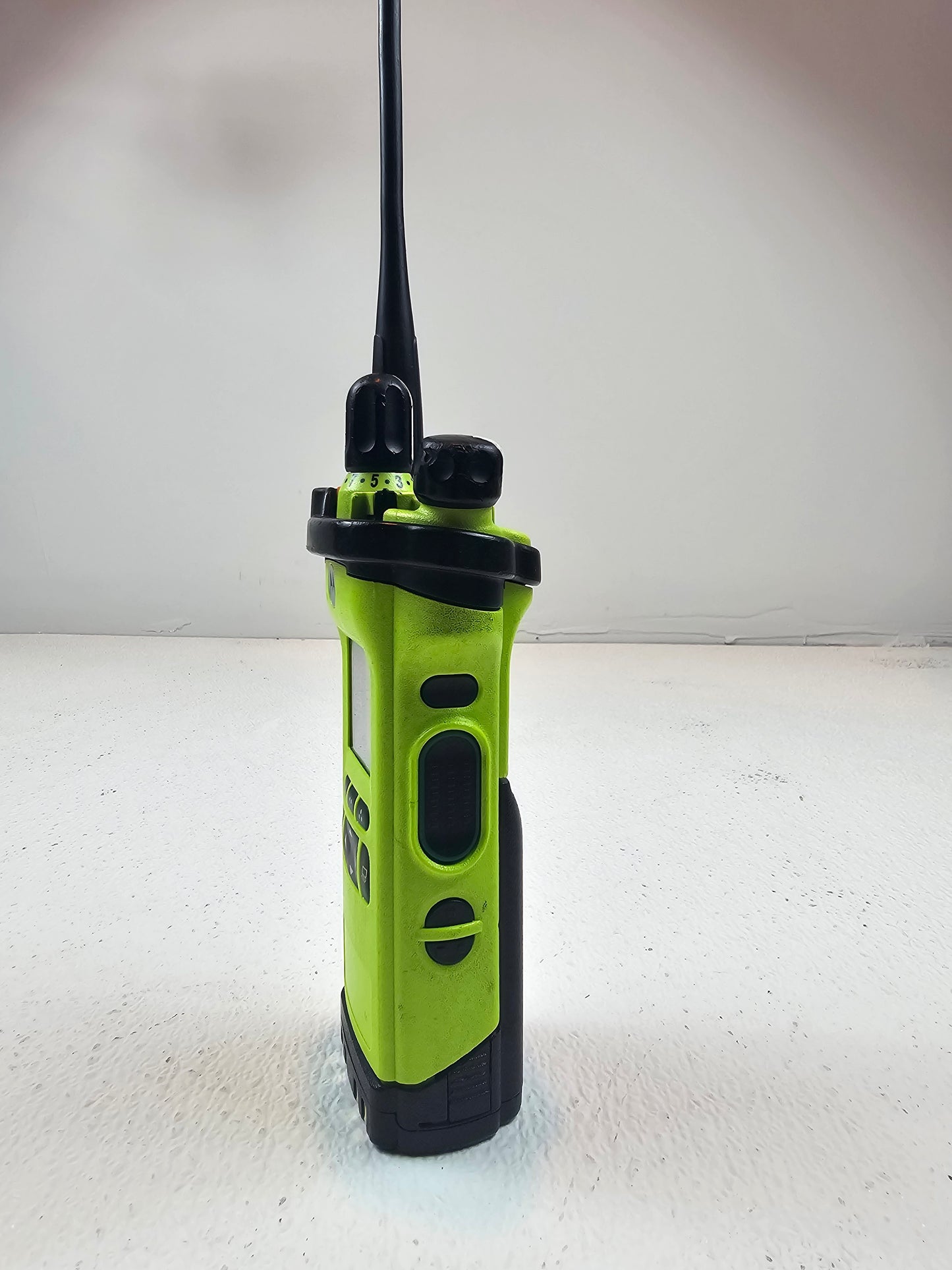 Motorola Portable APX6000XE 700/800 763-870 Mhz 1000ch 3W M2.5