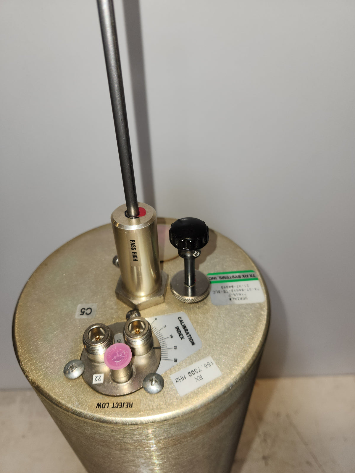 Bird/TxRx 15-37-01 (144-174 MHz) Vari-Notch Cavity