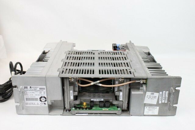 Motorola MTR2000 UHF Repeater 435-470 MHz 100 Watts MTR2000 HAM